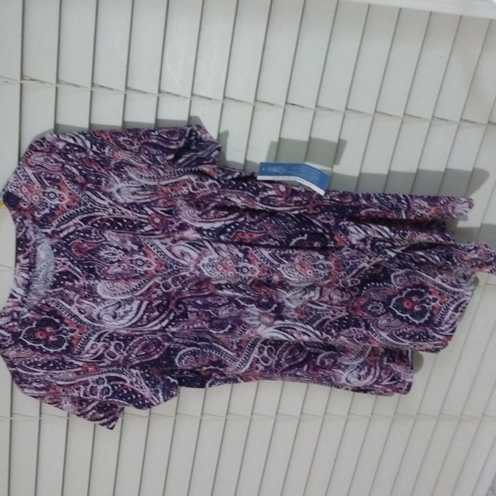 NWT Westbound Ladies Size Large Paisley Shirt